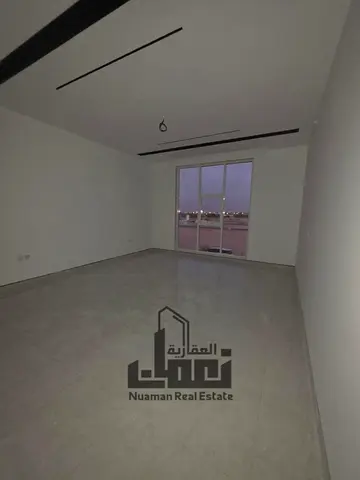 فيلا حديثة فاخرة للبيع في الحوشي | 5 غرف ماستر | تشطيب راقي وحديقة