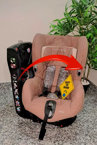 للبيع كرسي طفال 90 درجة ماركة (MAXI-COSI) For sale top brand car seat