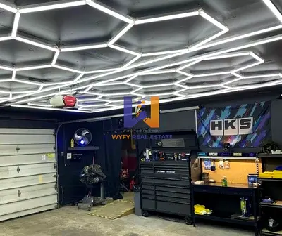 Exceptional Garage Business for Rent in Al Quoz Industrial Area 4