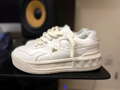 Valentino One Stud XL sneakers