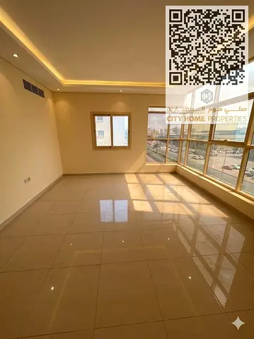 40,000 درهم سنوياً – شقة غرفتين وصالة للإيجار في الجرف 2 – موقع مميز – بالقرب من مدرسة الأقصى – مساحة كبيرة مع خزائن حائط