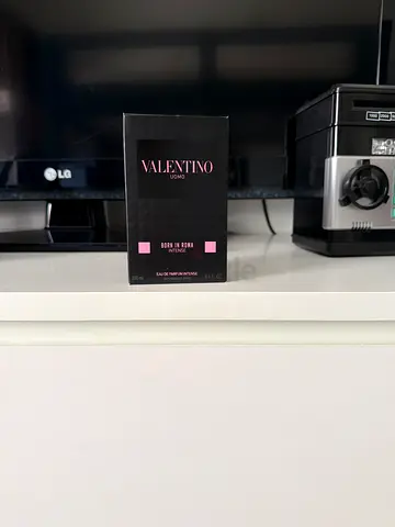 Valentino mens perfume - new sealed box