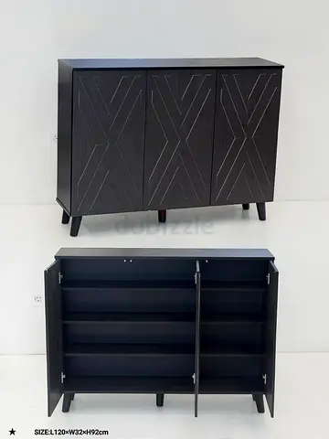 My black 3-door storage cabinet (L120×W32×H92cm)