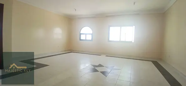 BIGGEST APARTMENT!!3BHK APARTMENT WITH BALCONY AND CENTRALISED AC AND CENTRALISED GAS JUST IN 55k