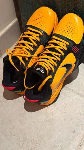 Kobe 5 protro bruce lee