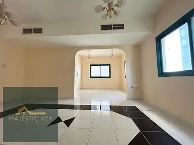 BIGGEST APARTMENT!!3BHK APARTMENT WITH BALCONY AND CENTRALISED AC AND CENTRALISED GAS JUST IN 50k