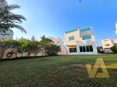 Park view| Vacant | inner circle