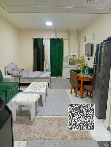 للإيجار الشهري – استوديو مفروش في النعيمية 2، شارع الملك فيصل – عجمان فرصة مميزة للسكن المريح في موقع حيوي وقريب من جميع الخدمات.