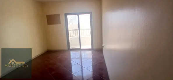 BIGGEST APARTMENT!!2BHK APARTMENT WITH BALCONY AND WINDOW AC AND CENTRALISED GAS JUST IN 35k