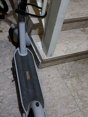 Segway Ninebot Max G30LP, Global Version Ninebot Kick Scooter, Foldable Electric Scooter, 30km/h Max