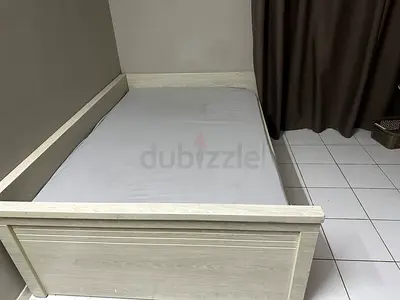 Wooden Bed Frame with Mattress