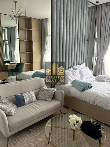 STUDIO NEAR TO METRO WITH BALCONY READY TO MOVE