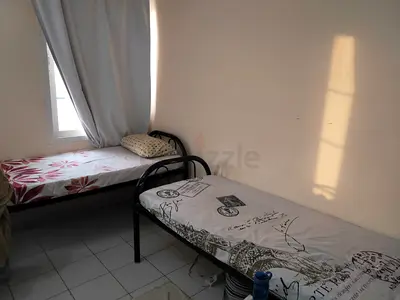 Single bed available in France