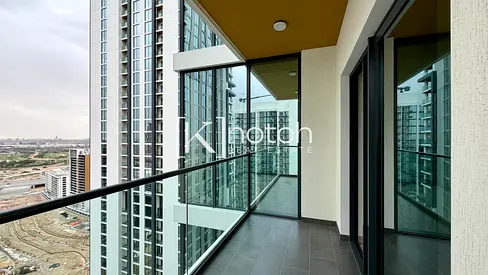 Lagoon View | High Floor | Study Room