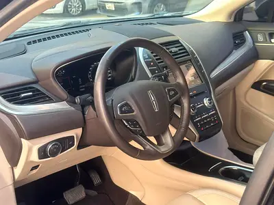 صورة 16 لـ 2019 Lincoln MKC