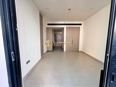 Spacious | Bright And Natural| Best Offer