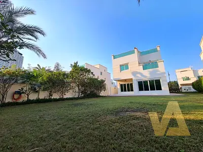 Amazing | Luxury Living | Huge garden