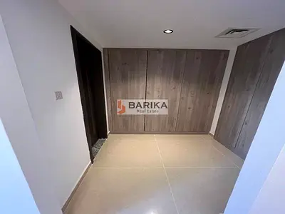 Elegant 5BR, Maid Room | Ideal Family Home