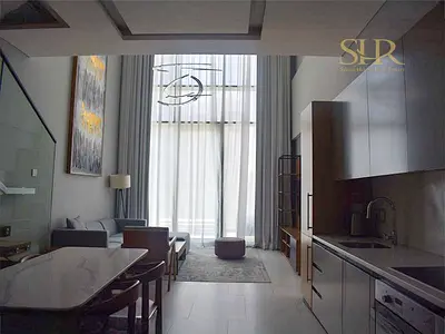 Best Price for Loft | 4 Cheques | Burj View