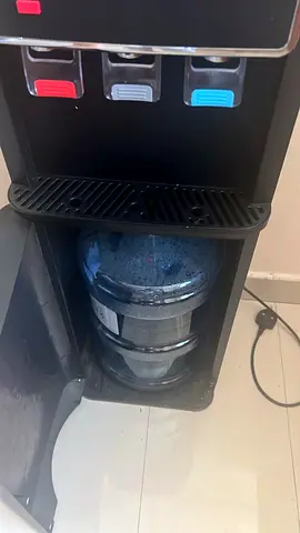 Water Cooler with bottom load