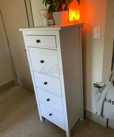 White 5-drawer tall chest (narrow dresser)