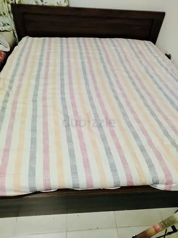 King Size Bed with clean mattress