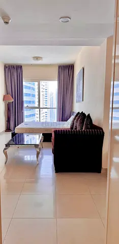 LARGE ROOM FOR RENT IN JLT ALL INCLUSIVE