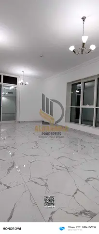 فرصة استثمارية مميزة لاستئجار بناية سكنية متكاملة في واحدة من أهم المناطق الحيوية في عجمان، منطقة الجرف 3، التي تتميز بقربها من شارع الشيخ محمد بن زاي