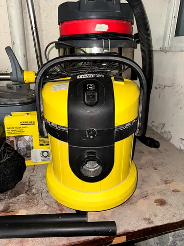Karcher vacuum cleaner