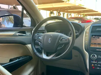 صورة 12 لـ 2019 Lincoln MKC