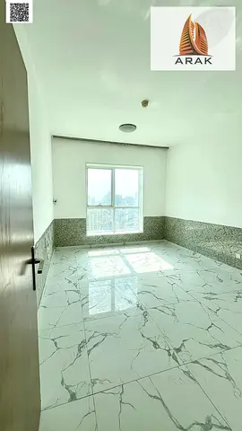 متاح للإيجار السنوي شقة غرفة وصالة في تاور الواحة عجمان – الراشدية 1 عجمان – على الخور – عجمان شقة بموقع مميز وإطلالة جميلة على الخور، قريبة من جميع ا