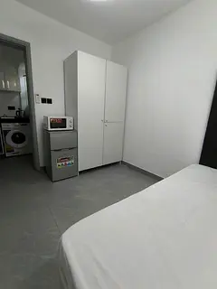 Private Room in Jumeirah with own Bathroom