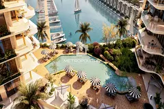 Modern Design | Bright &amp; Open Living Space