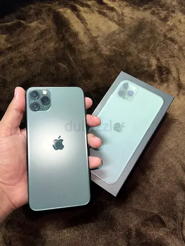 I phone 11 pro max 256 gb with box