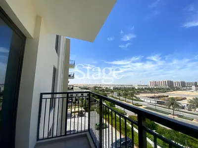 Multiple Cheques I Modern 1BR I Vacant I Balcony
