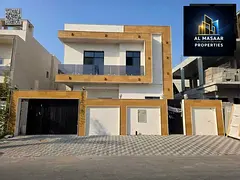 Villa directly from the owner, custom finishing, on a main street, close to all services, freehold o