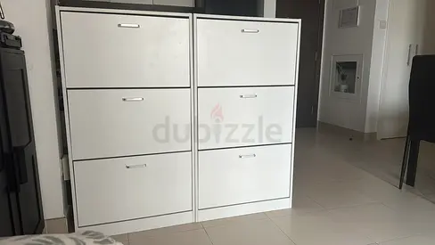 2 White Shoe Cabinet 18 pairs each