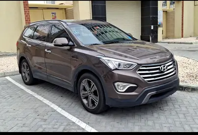 Hyundai Santa Fe GL 2014 - GCC Specs - Well Maintained