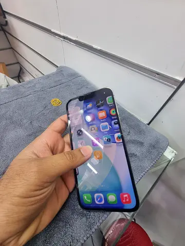 Apple iPhone - Excellent Condition