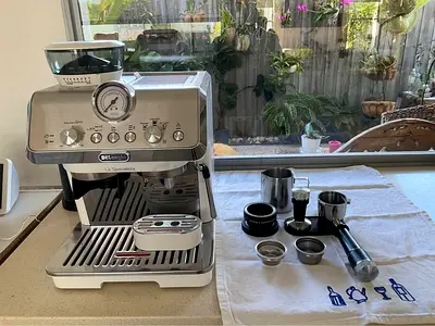 Delonghi LA SPECIALISTA ARTE Bean To Cup Fully Automatic Coffee Machine