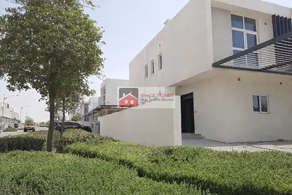 3 BEDROOM HALL CORNER END VILLA-BEST LAYOUT-VACANT