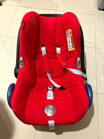 MAXI COSI BABY CAR SEAT