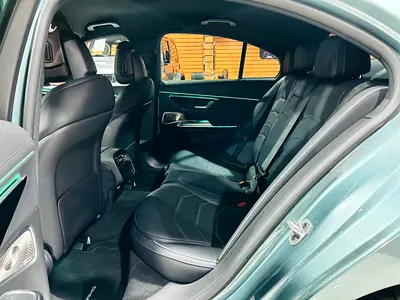 Mercedes-Benz E-Class E 300, миниатюра 11
