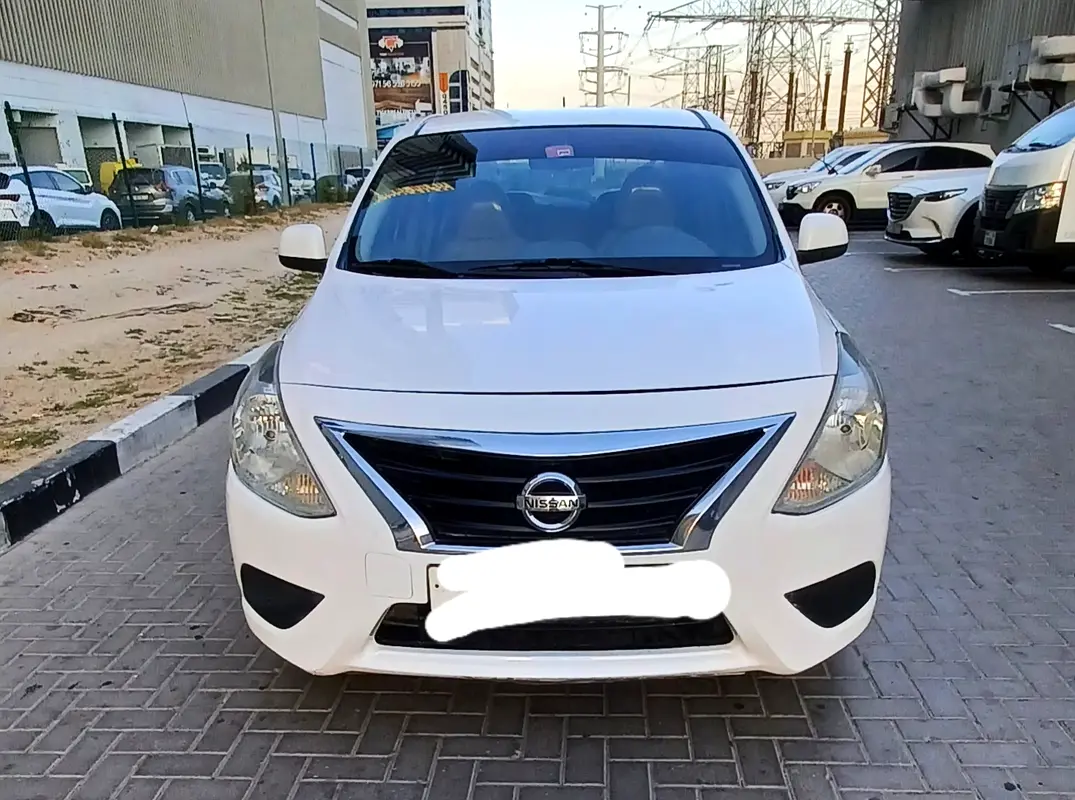 Nissan Sunny 2020 — photo 1 of 6