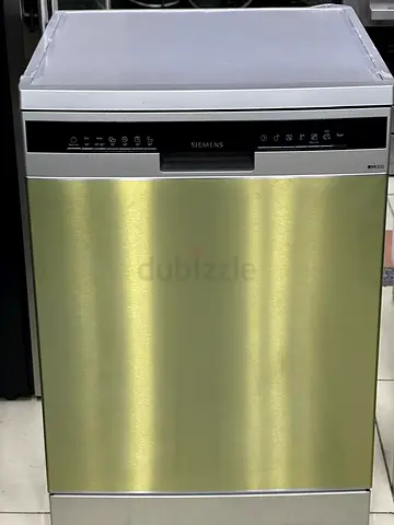Siemens iQ300 dishwasher for sell with WiFi system good working