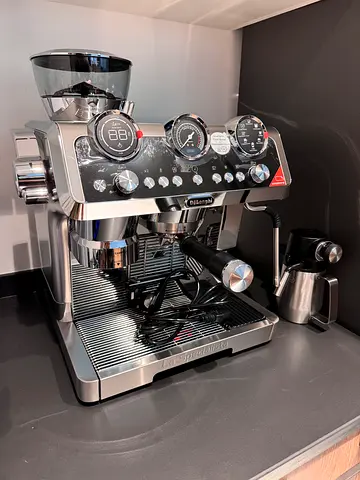 DeLonghi La Specialista 9865 Espresso Machine