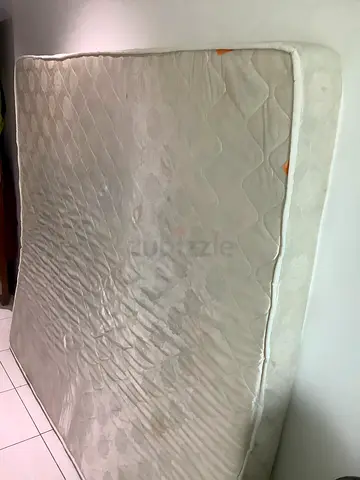 Mattress  — good condition - 180x200x15