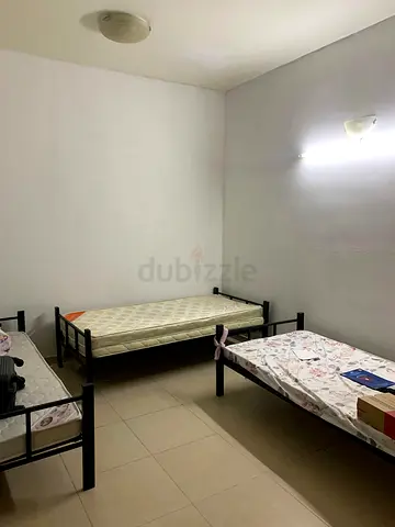 LADIED BEDSPACE IN KARAMA NEAR BURJUMAM METRO