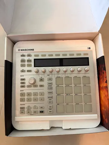 Maschine MK1 Drum Machine