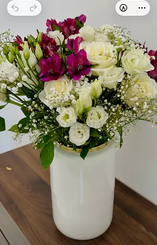 White Decorative vase with Gold edge 31x17x17cm